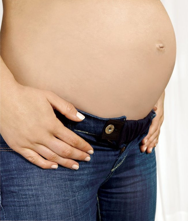 passend für Verschiedene Jeans Waschungen und schwarzem Gummiband Hosenerweiterungs Set für den Babybauch Elastische Hosenbunderweiterung in der Schwangerschaft als praktisches 6er Set